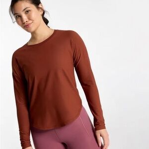 CALIA by Carrie Underwood Ribbed Long Sleeve Top in Rust